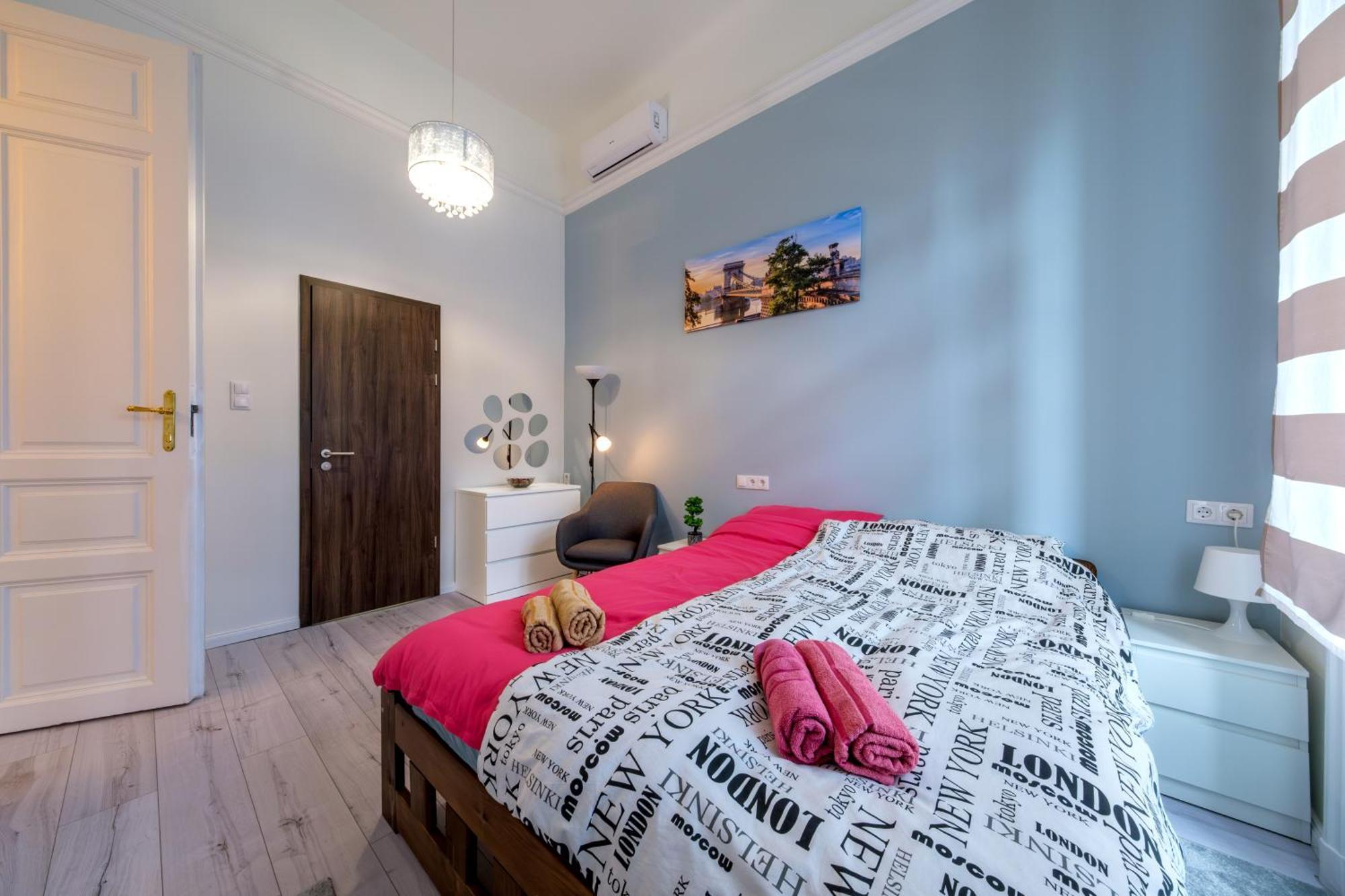 Soho Downtown Apartment Budapest Ngoại thất bức ảnh