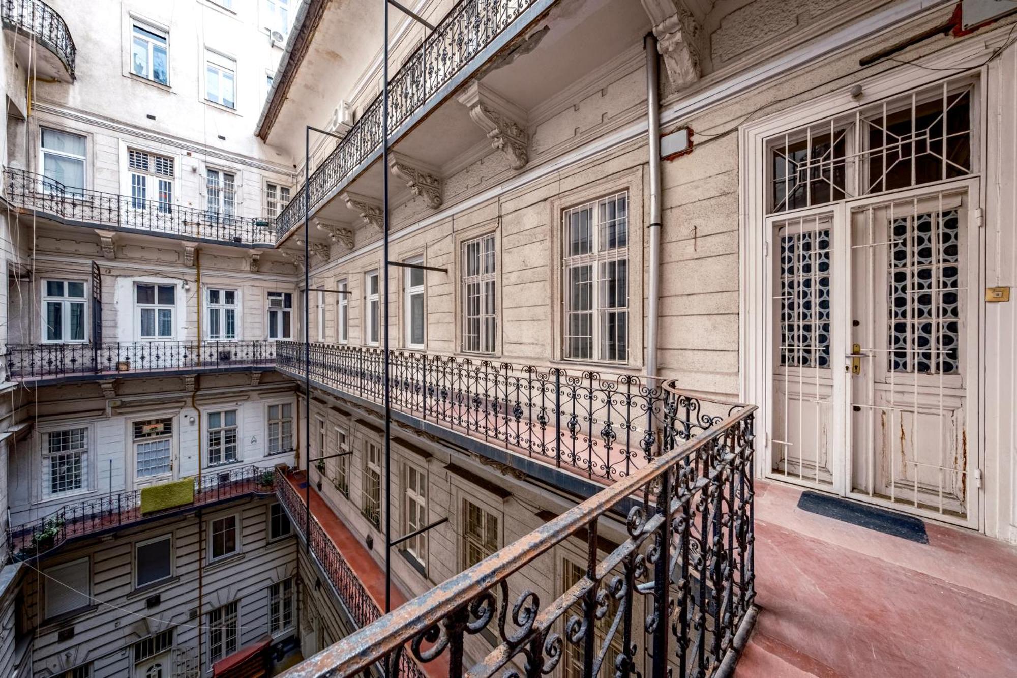 Soho Downtown Apartment Budapest Ngoại thất bức ảnh